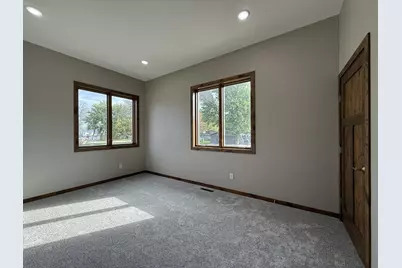 1207 S Shore Drive, Worthington, MN 56187 - Photo 9