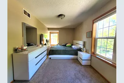 952 Conner Street, Chaska, MN 55318 - Photo 15