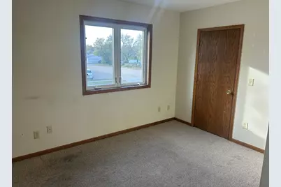 408 Main Avenue N, Thief River Falls, MN 56701 - Photo 25