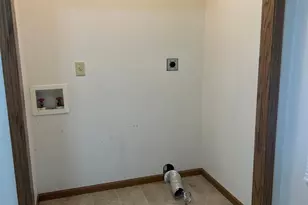 408 Main Ave N, Thief River Falls, MN 56701 - Photo 33