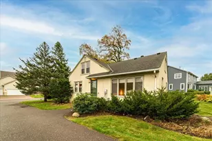 928 Heron Ave N, Oakdale, MN 55128 - Photo 1