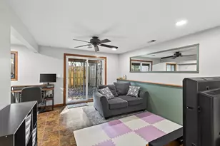 1302 Crestridge Ln N, Eagan, MN 55123 - Photo 33