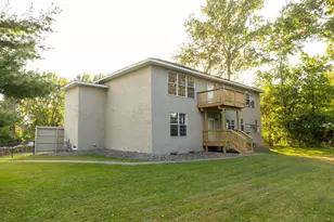 30155 Lakeview Ave, Red Wing, MN 55066 - Photo 5