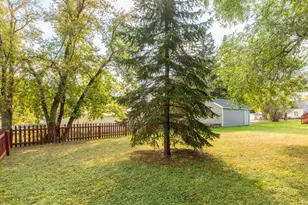 130 Broadway Ave S, Foley, MN 56329 - Photo 11