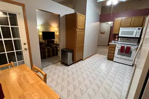 11275 Oregon Cir, Bloomington, MN 55438 - Photo 7