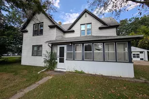 306 3rd Street S, Princeton, MN 55371 - Photo 1