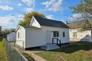 510 Michigan Ave, Crosby, MN 56441 - Photo 1