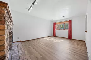 3253 17th Ave S, Fargo,  58103 - Photo 5