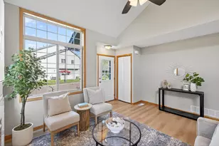 3590 Genevieve Ave N, Oakdale, MN 55128 - Photo 13