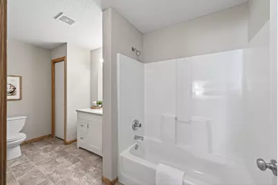 3590 Genevieve Avenue N, Oakdale, MN 55128 - Photo 27