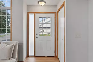 3590 Genevieve Ave N, Oakdale, MN 55128 - Photo 11