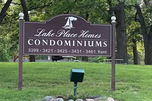 3421 Kent St, Shoreview, MN 55126 - Photo 3