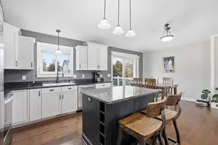 1651 Possum Way, New Richmond, WI 54017 - Photo 9