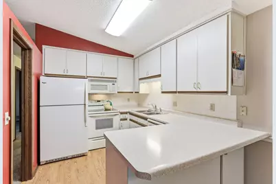 2639 Aspen Court, White Bear Lake, MN 55110 - Photo 15