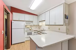 2639 Aspen Ct, White Bear Lake, MN 55110 - Photo 15