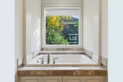 10683 Sonoma Ridge, Eden Prairie, MN 55347 - Photo 31