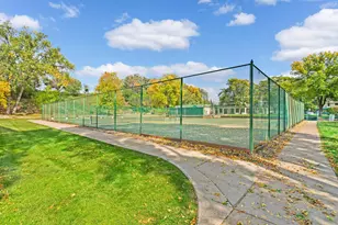 10501 Cedar Lake Rd, Minnetonka, MN 55305 - Photo 39