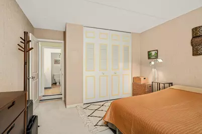 10501 Cedar Lake Rd #420, Minnetonka, MN 55305 - Photo 25