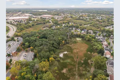 9449 Lawndale Lane N, Maple Grove, MN 55311 - Photo 7