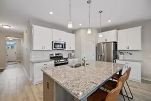 966 Maple Hill Rd, Newport, MN 55055 - Photo 1