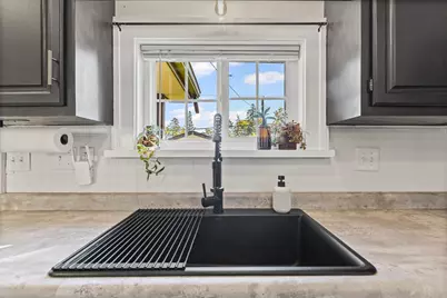 3354 Washburn Avenue N, Minneapolis, MN 55412 - Photo 11