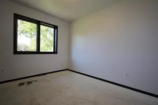 33395 340th Ave SW, Roome Twp, MN 56523 - Photo 9