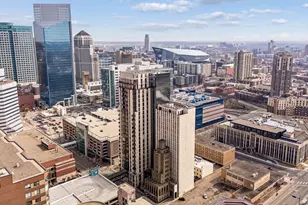 201 S 11th St, Minneapolis, MN 55403 - Photo 53