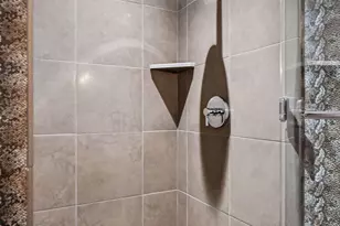 201 S 11th St, Minneapolis, MN 55403 - Photo 43