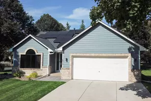 973 Wildflower Ct, Eagan, MN 55123 - Photo 1