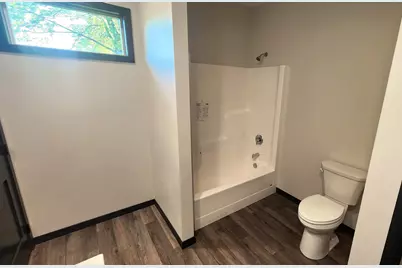 901 7th Ave SW, Pipestone, MN 56164 - Photo 21