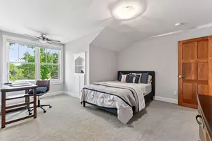 154 Babcock Ln, Wayzata, MN 55391 - Photo 23