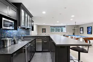 154 Babcock Ln, Wayzata, MN 55391 - Photo 29