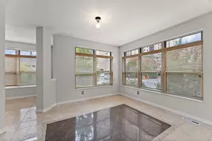 221 NE 1st Ave, Minneapolis, MN 55413 - Photo 17