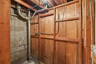 2009 Wheeler St N, Roseville, MN 55113 - Photo 27