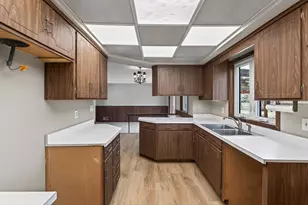 2009 Wheeler St N, Roseville, MN 55113 - Photo 15