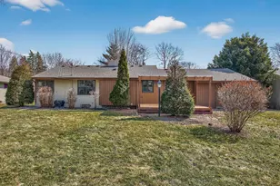 2009 Wheeler St N, Roseville, MN 55113 - Photo 31