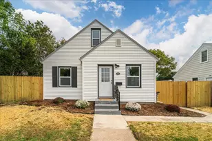 898 Wilder Street S, Saint Paul, MN 55116 - Photo 1