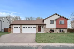 386 Greenway Dr, Delano, MN 55328 - Photo 3