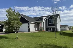 425 Eagle St NW, Isanti, MN 55040 - Photo 1