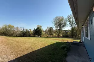 647 127th St NE, Monticello, MN 55362 - Photo 5