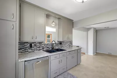 11835 Crocus Street NW, Coon Rapids, MN 55433 - Photo 3