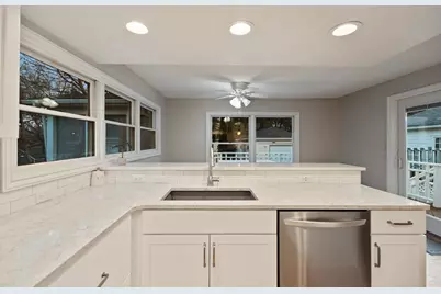 722 7th Street SW, Rochester, MN 55902 - Photo 17