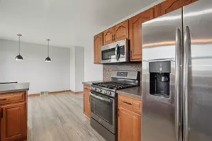 13198 100th St, Glencoe, MN 55336 - Photo 11