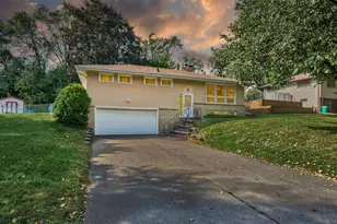 2039 Marion St, Roseville, MN 55113 - Photo 1