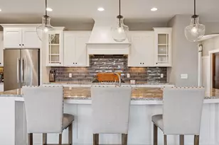 2559 Woods Dr, Victoria, MN 55386 - Photo 19