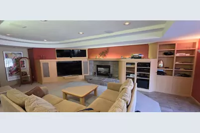 171 Red Oaks Drive, Vadnais Heights, MN 55127 - Photo 9