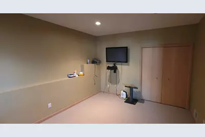 171 Red Oaks Drive, Vadnais Heights, MN 55127 - Photo 21