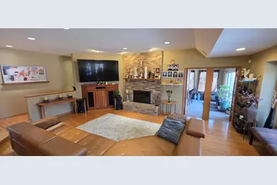 171 Red Oaks Drive, Vadnais Heights, MN 55127 - Photo 5