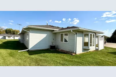 703 W Veterans Memorial Highway, Kasson, MN 55944 - Photo 27