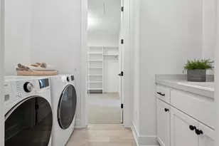 9598 Crestwood Terrace, Eden Prairie, MN 55347 - Photo 21